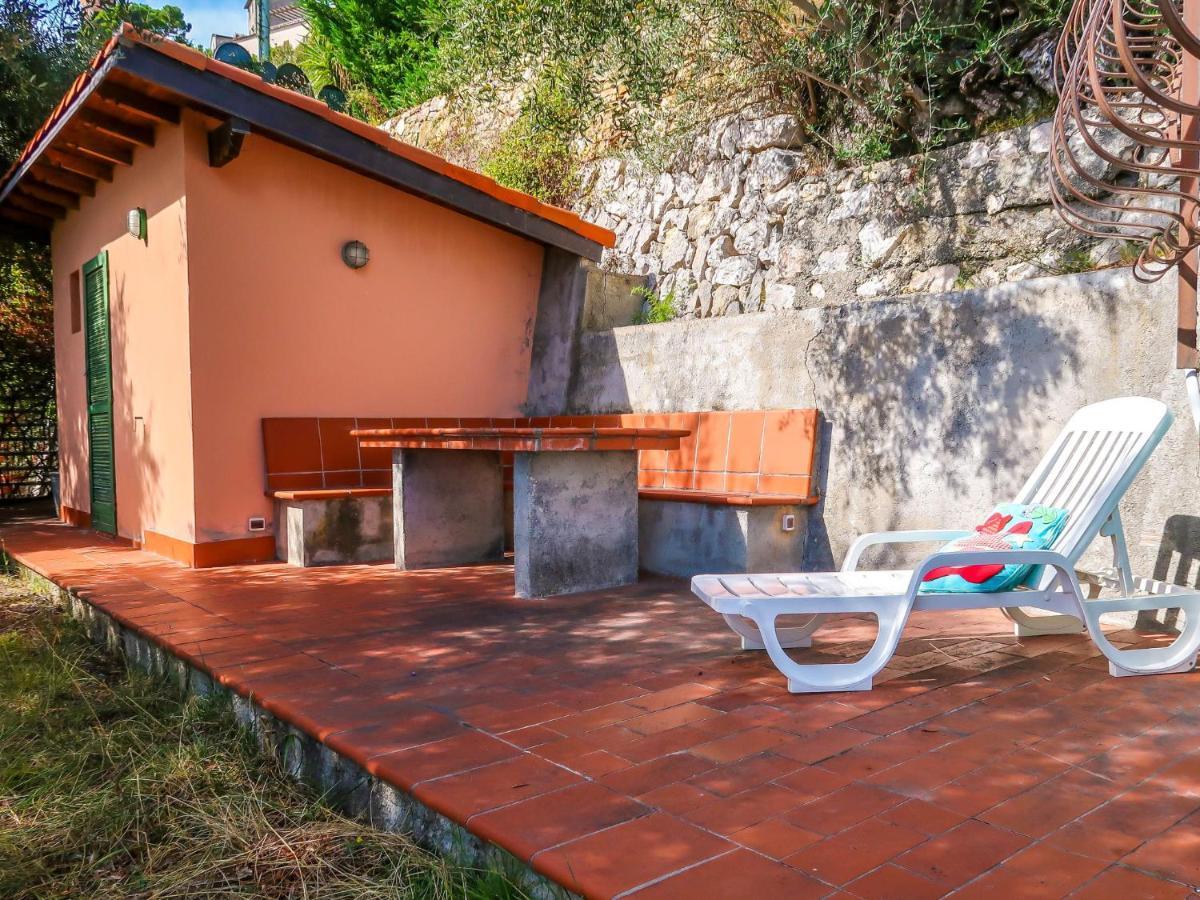Apartment Paradise View By Interhome Mortola Inferiore Bagian luar foto